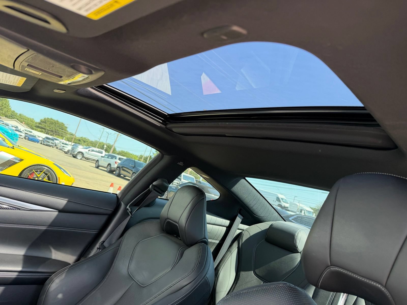 Used 2019 INFINITI Q60 Red Sport 400 w/ Carbon Fiber Package RWD image 27