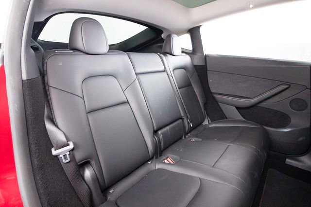 Used 2024 Tesla Model Y Long Range image 16