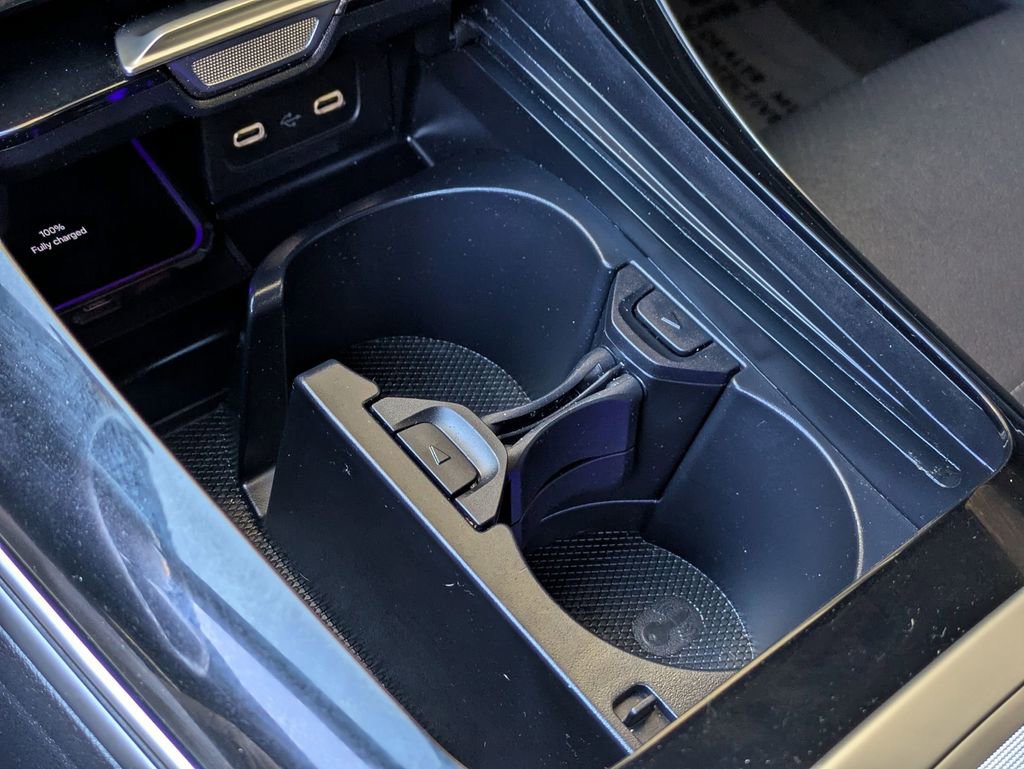 Used 2025 Mercedes-Benz C 300 Sedan image 19