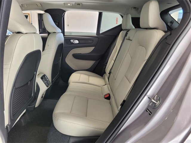 New 2026 Volvo XC40 B4 Plus w/ Climate Package image 10
