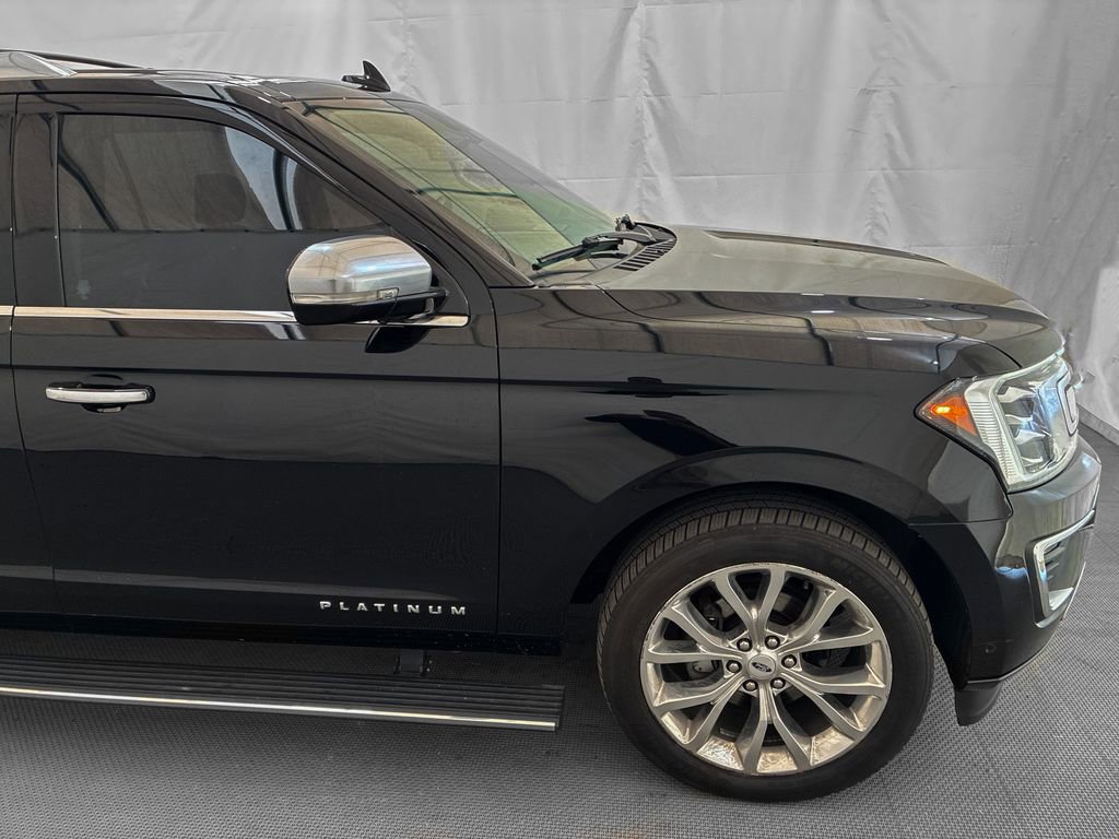 Used 2018 Ford Expedition Max Platinum AWD/4WD image 7