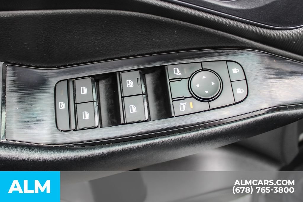 Used 2024 Nissan Rogue S FWD image 38
