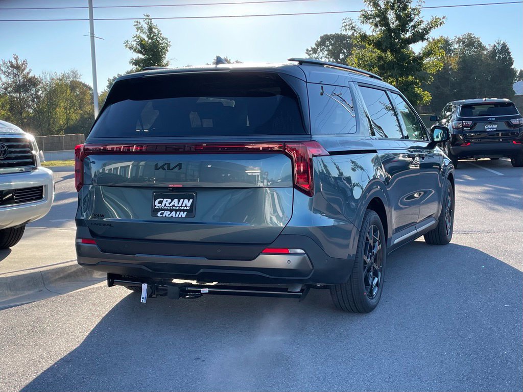 New 2027 Kia Carnival SX w/ Dark Edition Package FWD image 7
