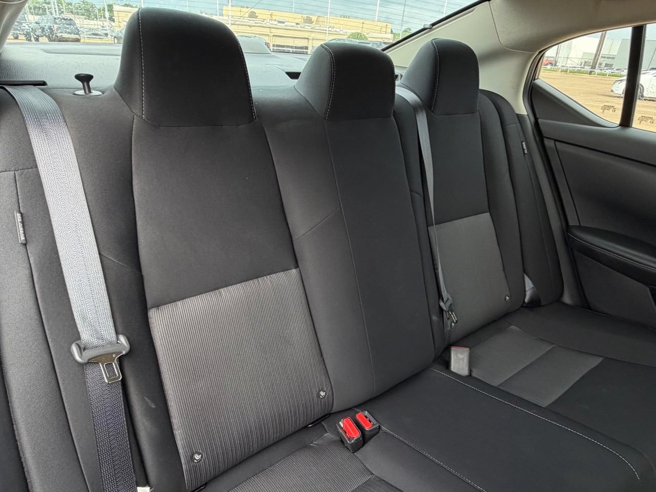 Certified 2025 Nissan Sentra SV FWD image 36