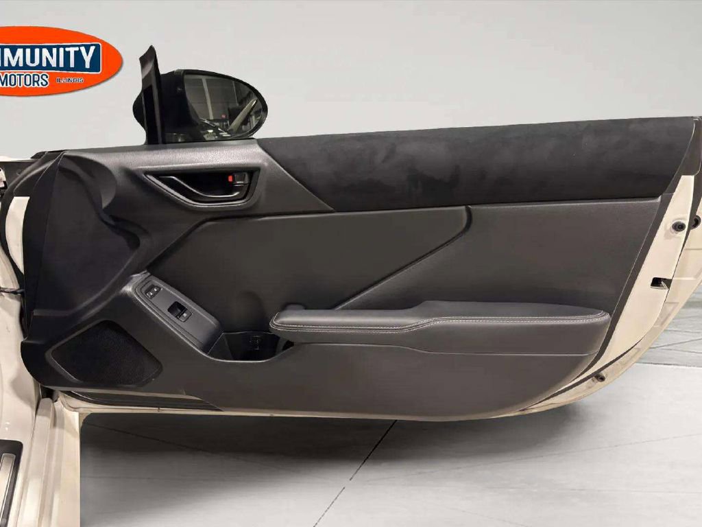 Used 2023 Toyota GR86 Premium image 21