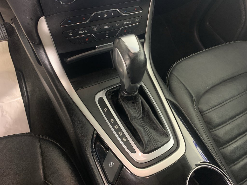 Used 2017 Ford Edge SEL w/ Equipment Group 201A image 25