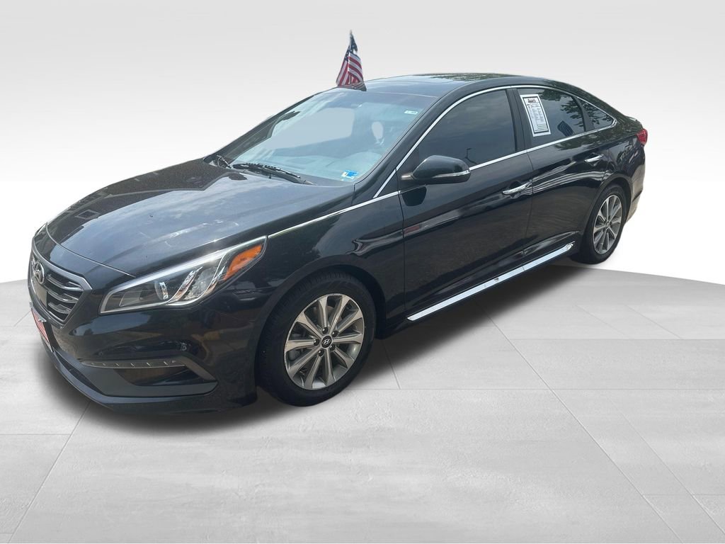 Used 2017 Hyundai Sonata Limited w/ Ultimate Package 04 FWD image 2