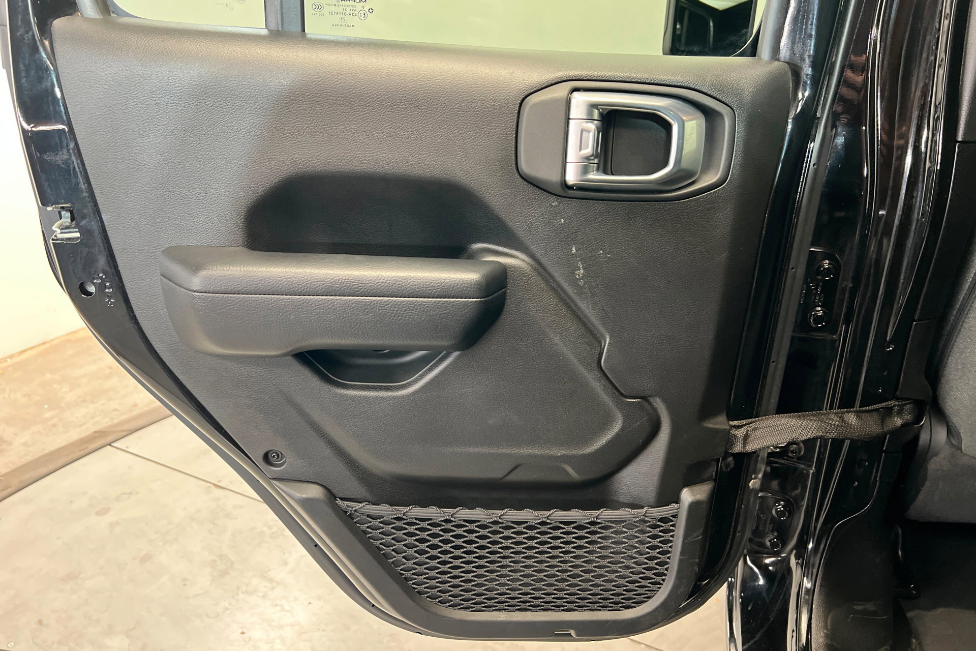 Used 2024 Jeep Wrangler Unlimited AWD/4WD image 18