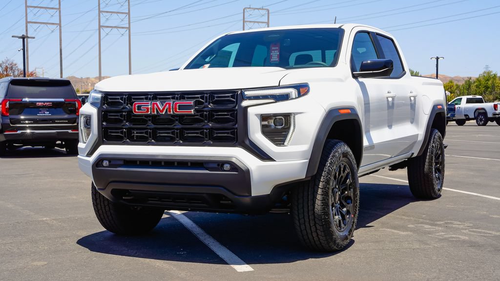 New 2026 GMC Canyon Elevation w/ Convenience Package RWD image 2