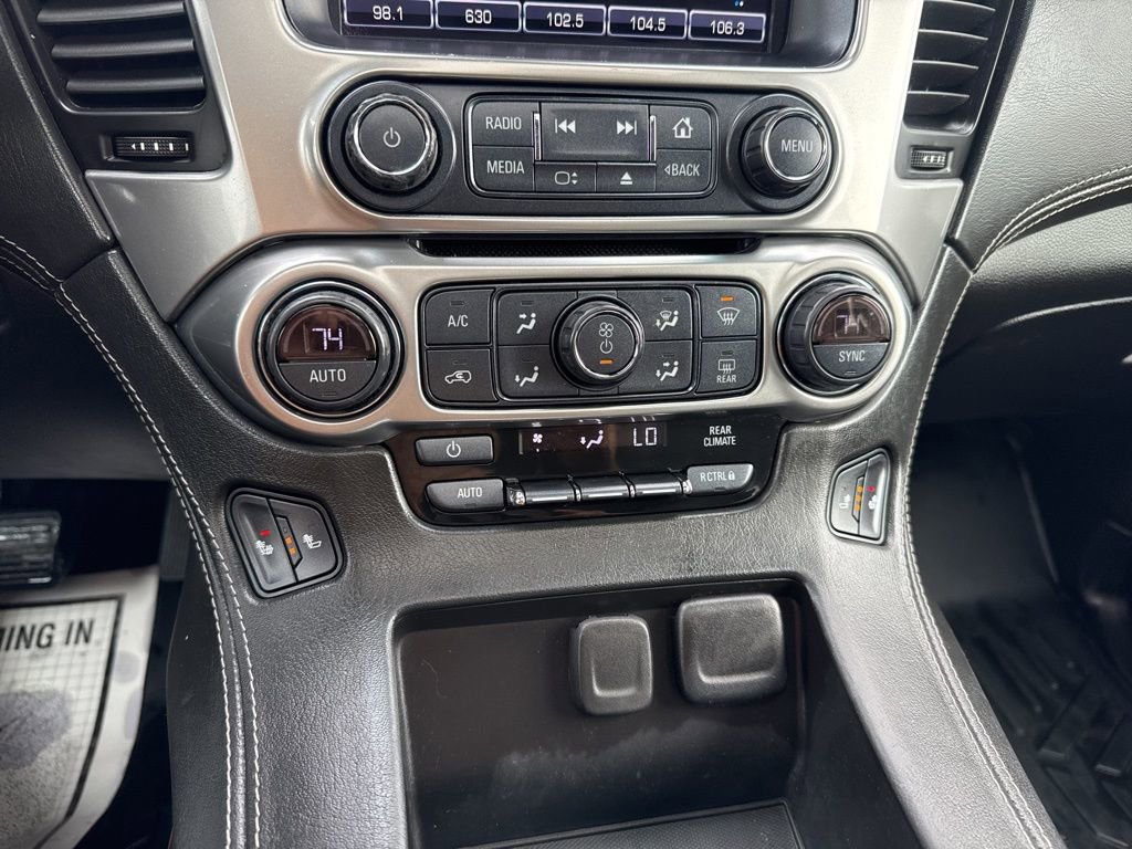 Used 2018 Chevrolet Suburban LT image 27