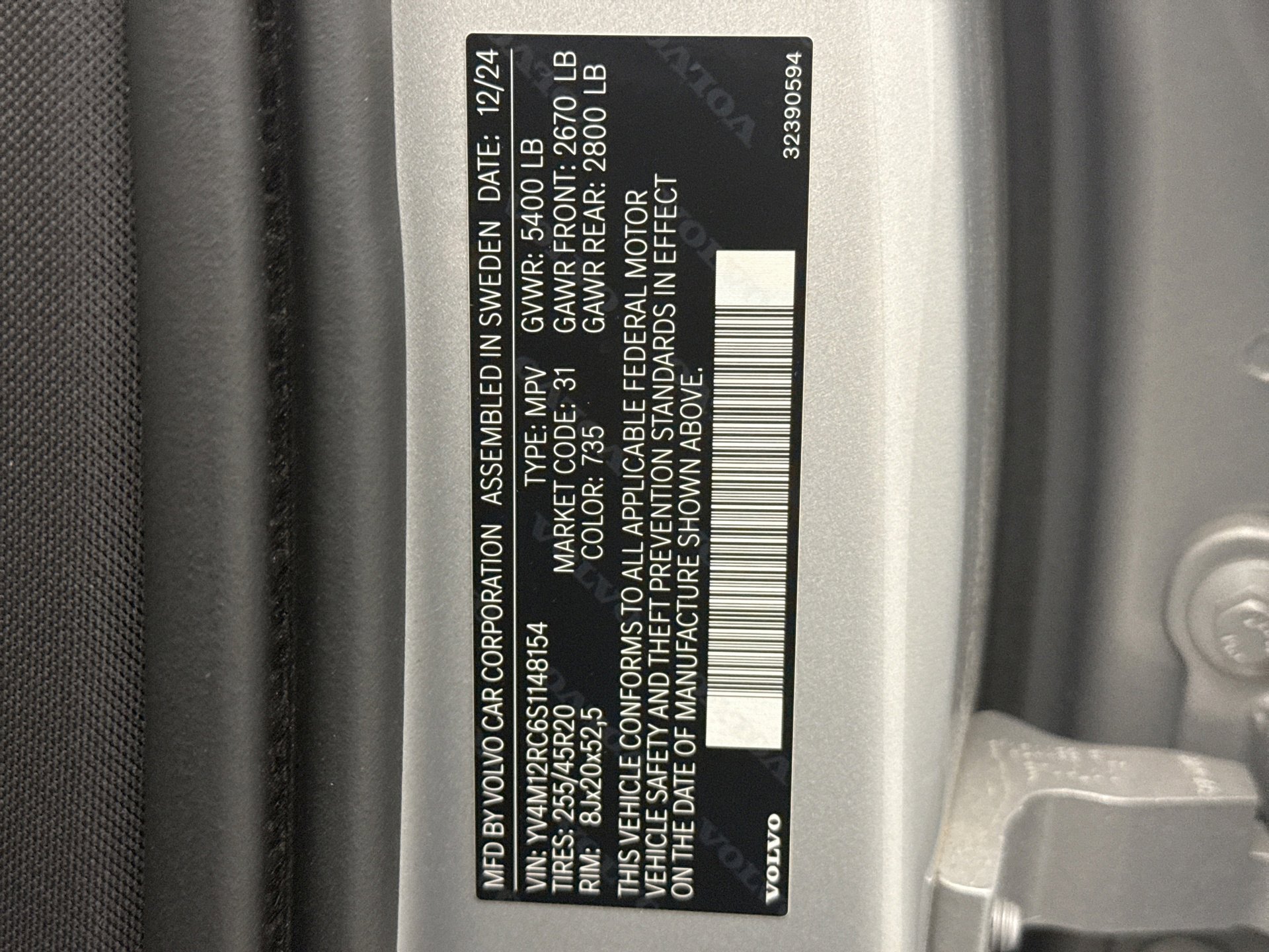 Used 2025 Volvo XC60 B5 Plus image 11