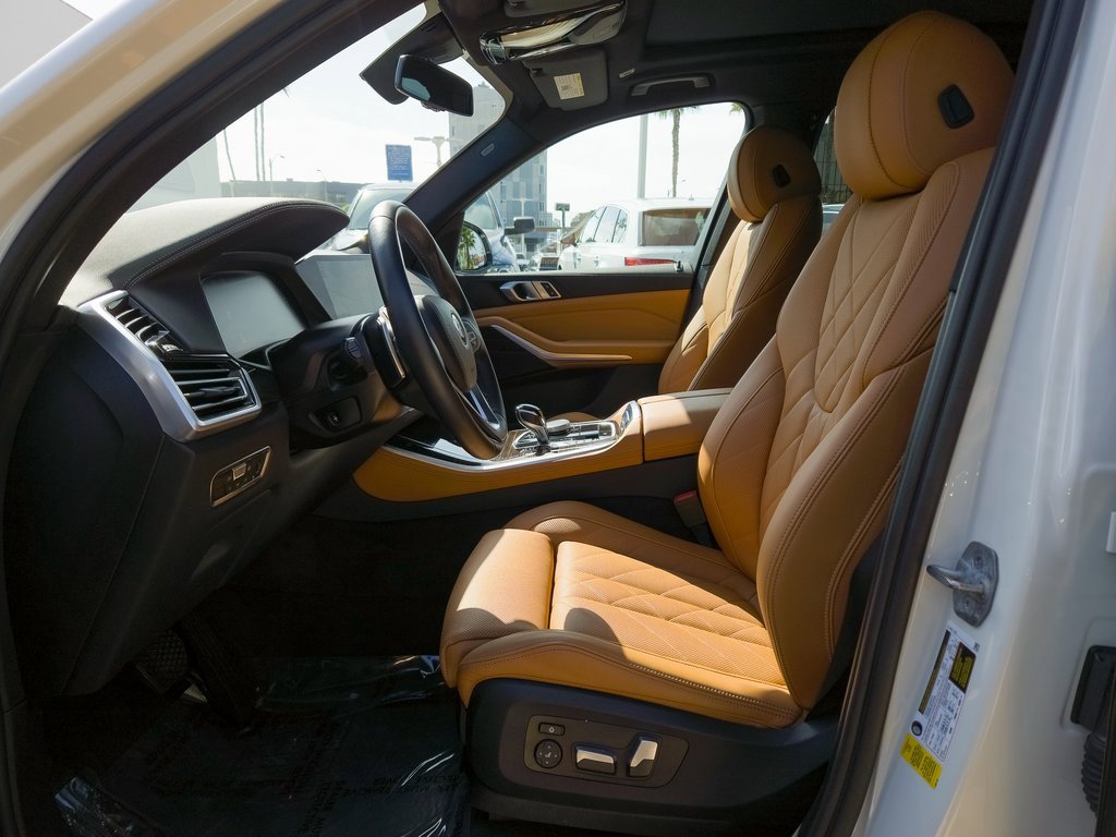 Certified 2023 BMW X5 sDrive40i w/ Parking Assistance Package image 10