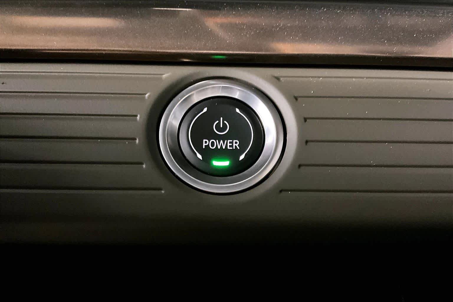 Certified 2025 GMC Hummer EV 2X w/ LPO, Sport Package image 31