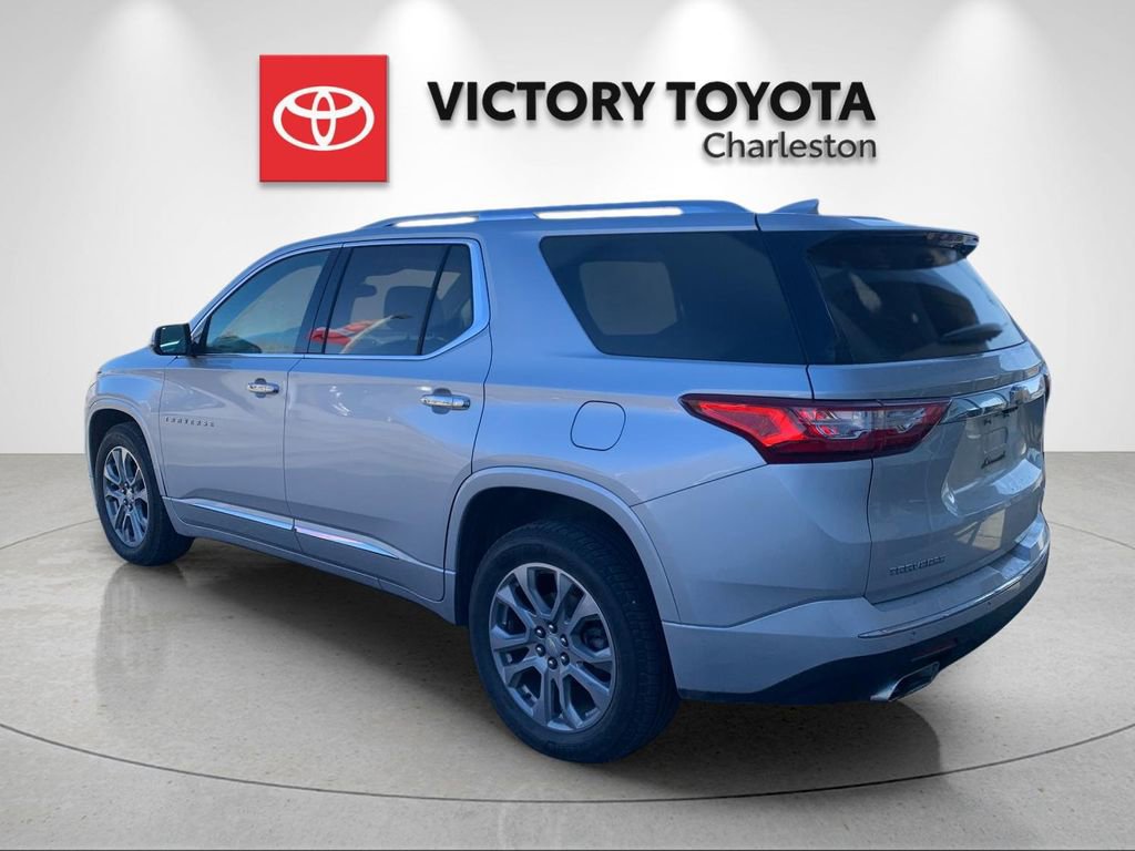 Used 2018 Chevrolet Traverse Premier w/ Driver Confidence II Package image 3