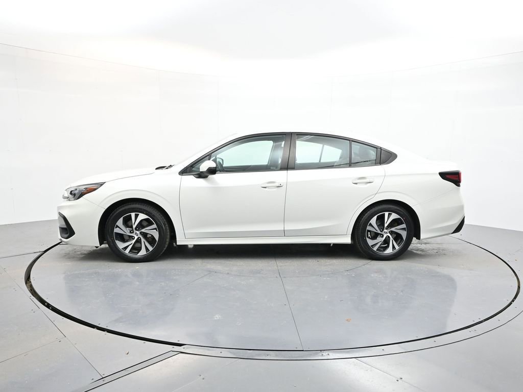 Used 2023 Subaru Legacy Premium image 4