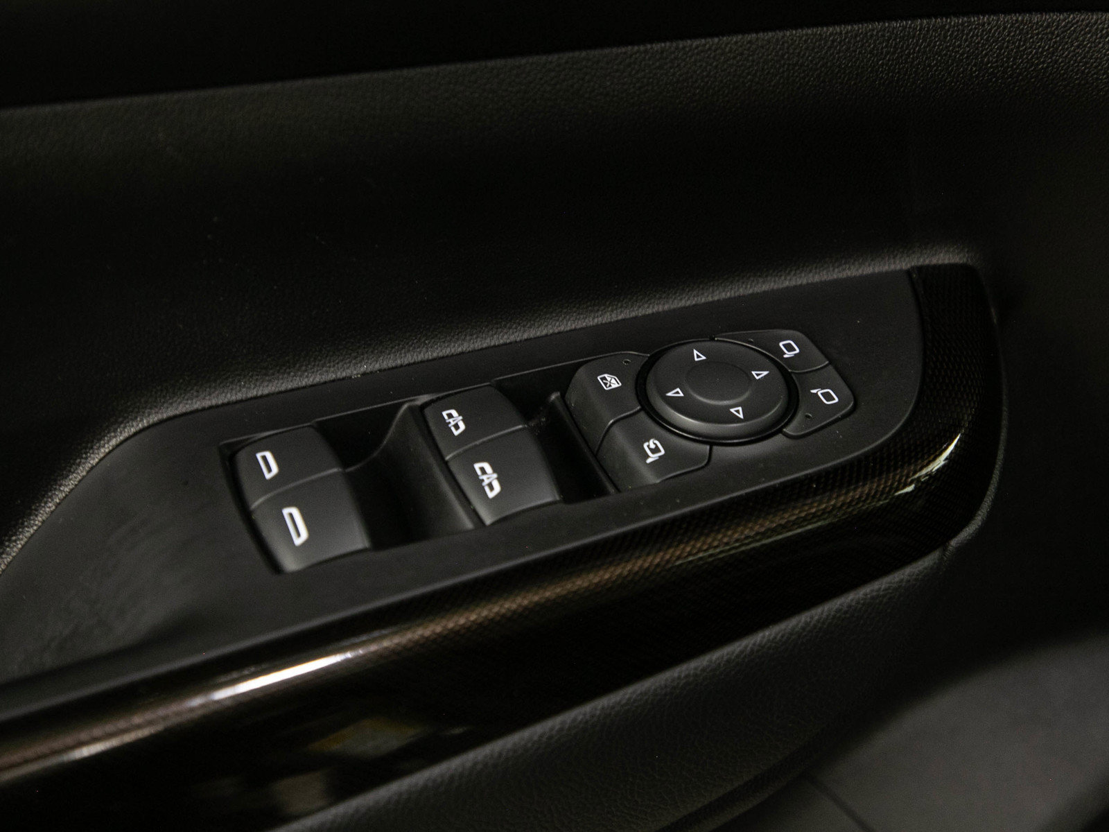 Used 2023 GMC Acadia AT4 w/ GMC Pro Grade Package AWD/4WD image 24