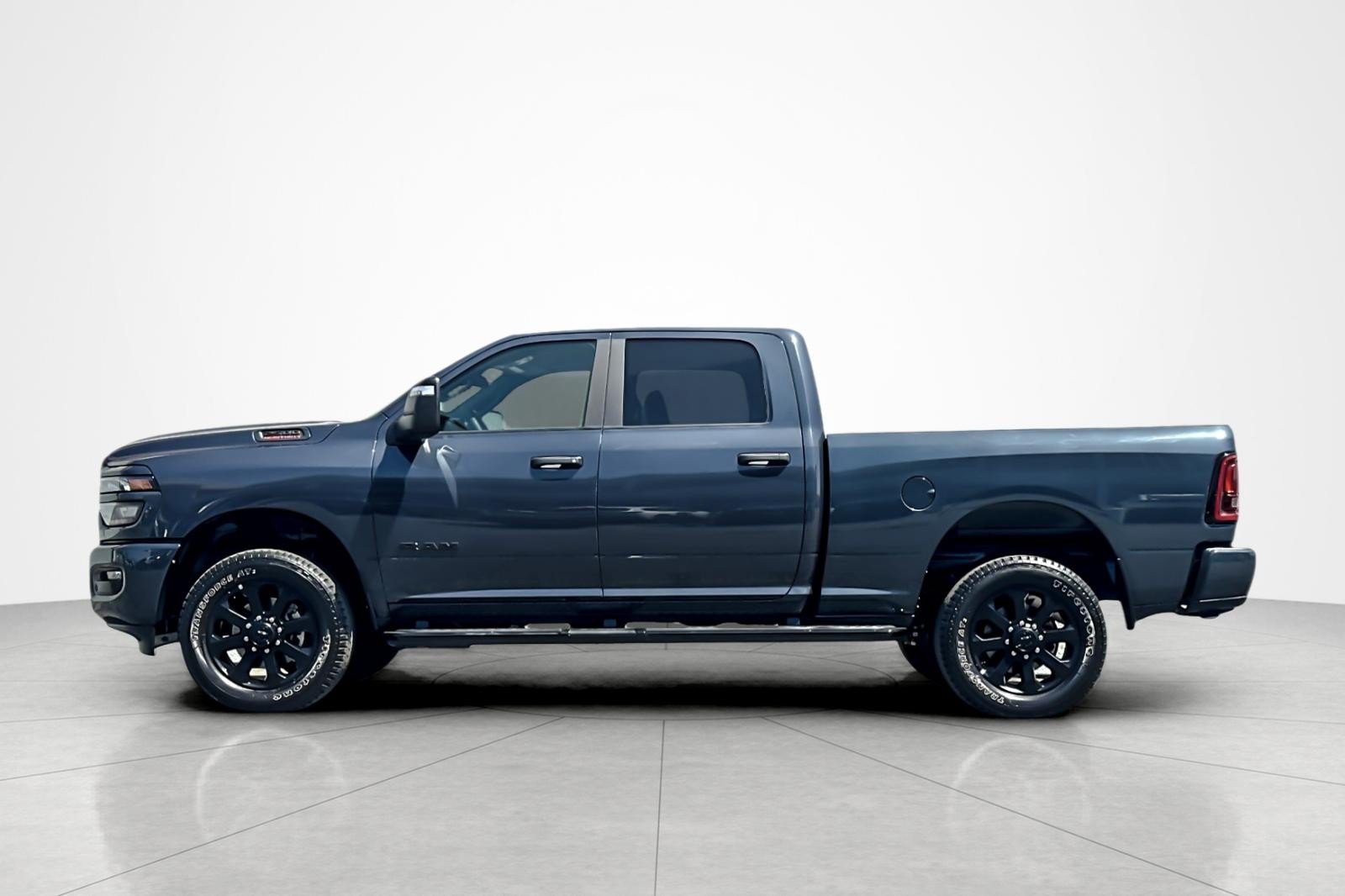 Used 2026 RAM 2500 Big Horn AWD/4WD image 2