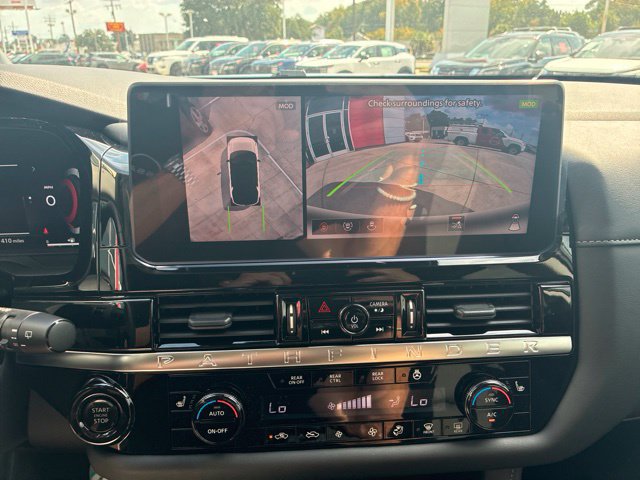 New 2026 Nissan Pathfinder SL w/ SL Premium Package FWD image 16