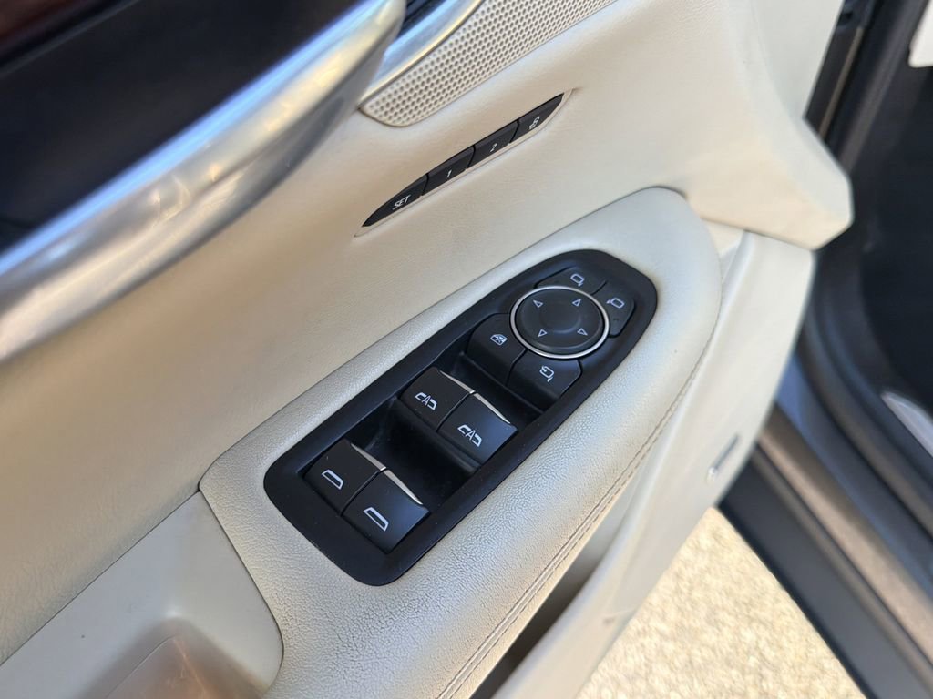 Used 2019 Cadillac XT5 Luxury FWD image 23
