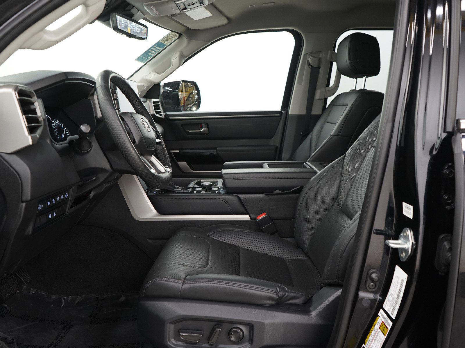 Used 2023 Toyota Tundra Limited AWD/4WD image 25