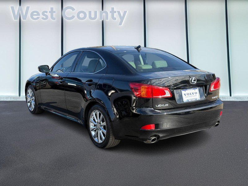 Used 2010 Lexus IS 250 w/ Preferred Accessory Package RWD image 7