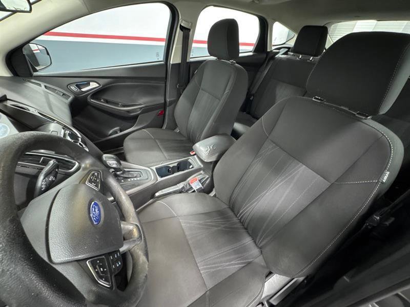 Used 2017 Ford Focus SEL FWD image 11