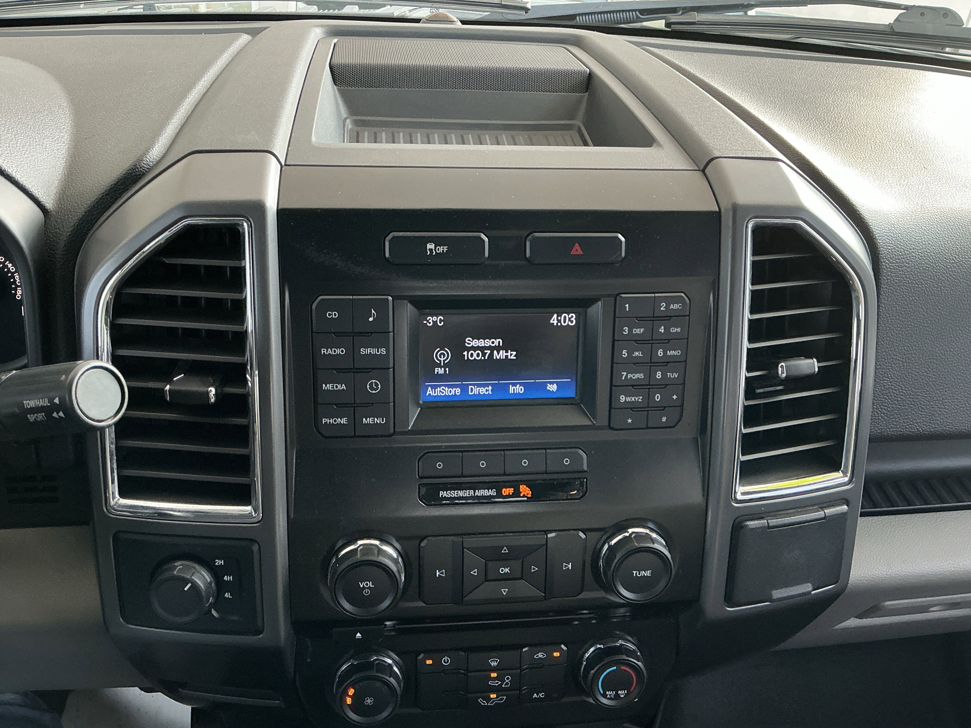 Used 2016 Ford F150 XLT image 10