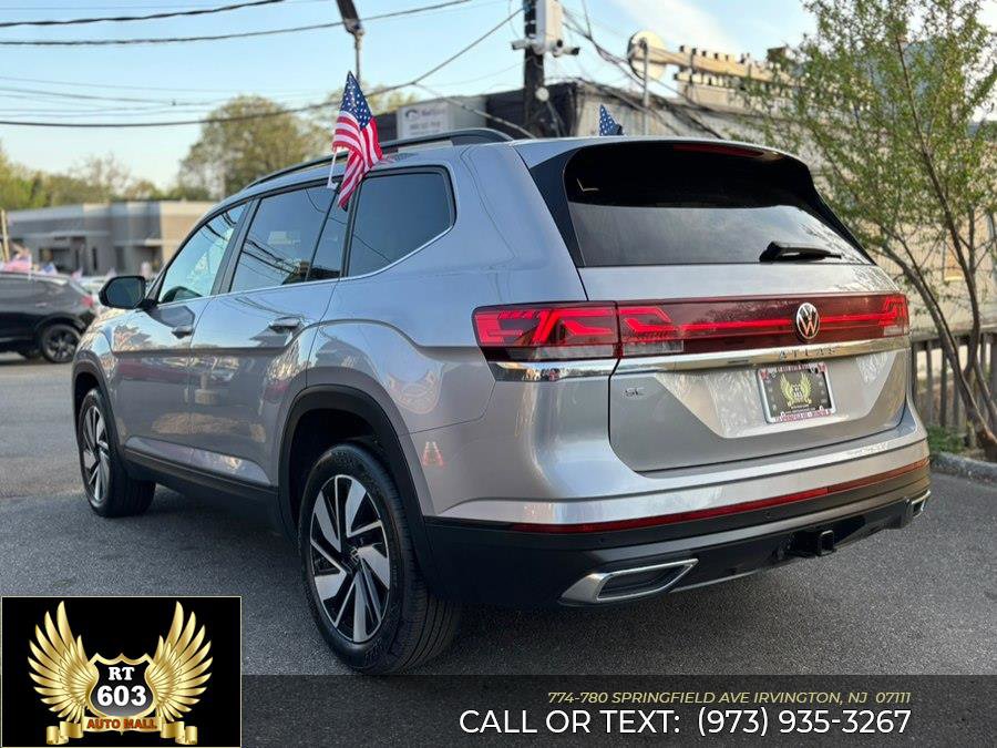 Used 2025 Volkswagen Atlas SE FWD image 4