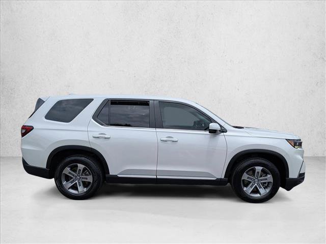 Certified 2023 Honda Pilot EX-L image 4