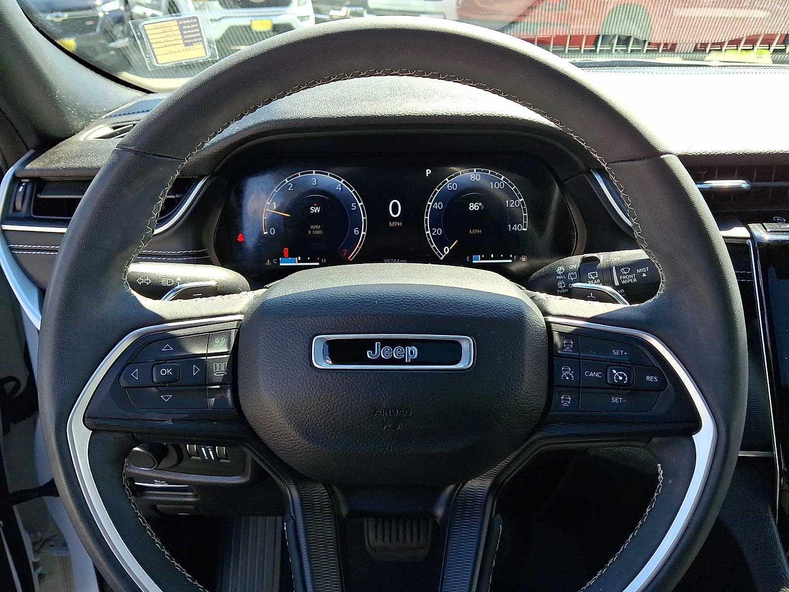 Certified 2023 Jeep Grand Cherokee L Laredo AWD/4WD image 22