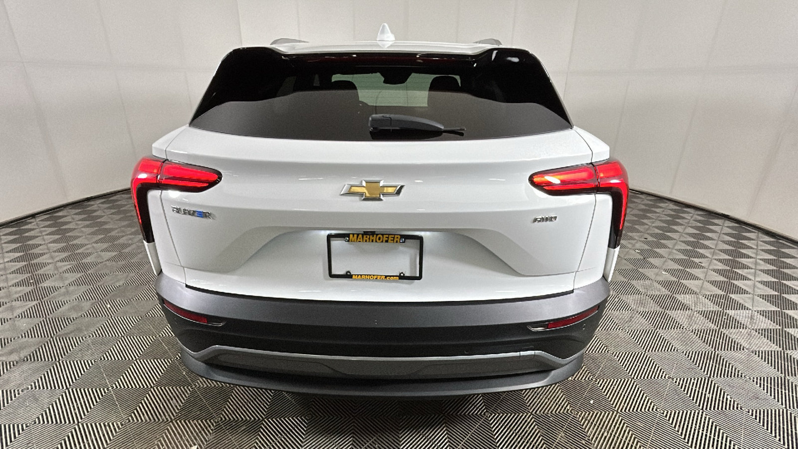 Used 2024 Chevrolet Blazer EV LT AWD/4WD image 4