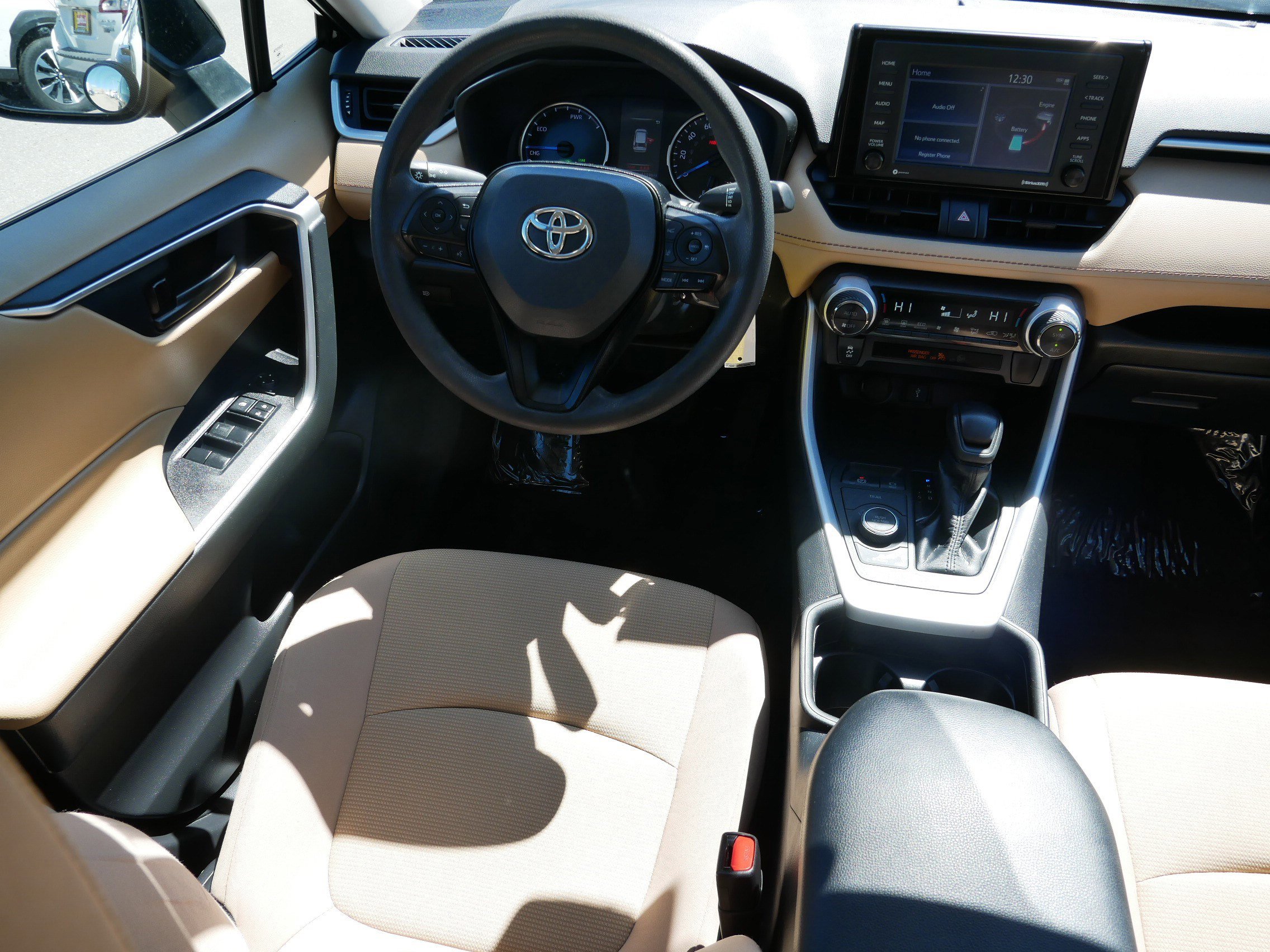 Used 2021 Toyota RAV4 LE AWD/4WD image 9