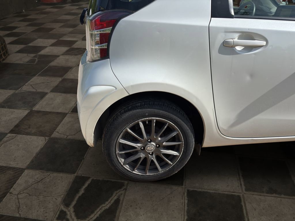 Used 2014 Scion iQ image 8