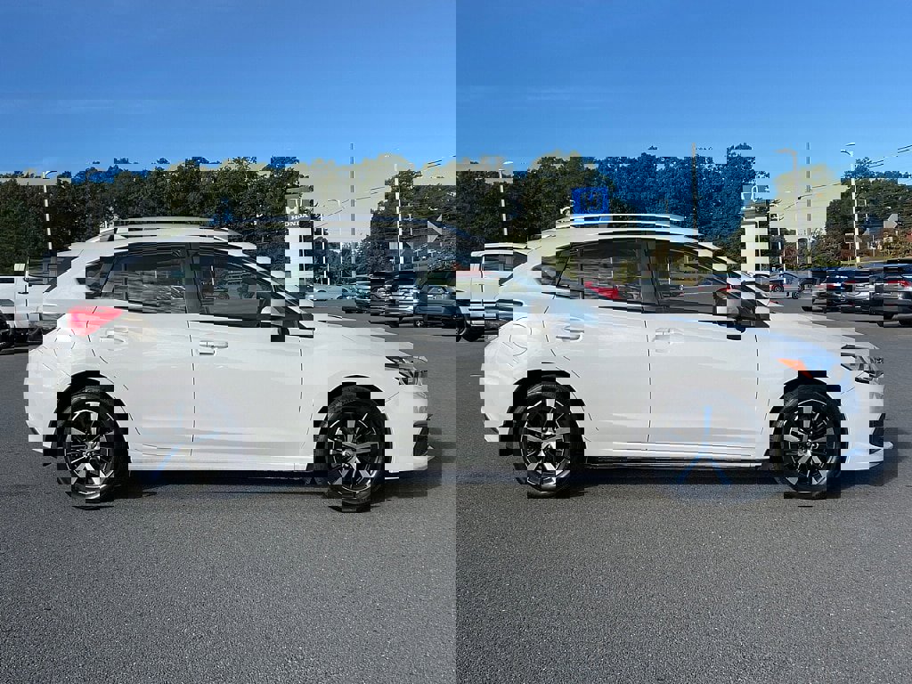 Used 2023 Subaru Impreza Premium image 2