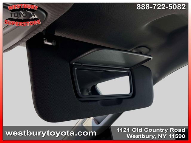 Used 2024 Chevrolet Silverado 1500 LT AWD/4WD image 32
