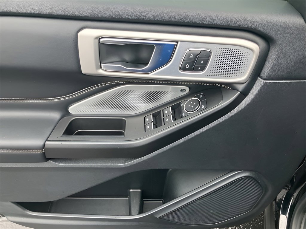 Used 2020 Ford Explorer ST w/ Premium Technology Package image 44