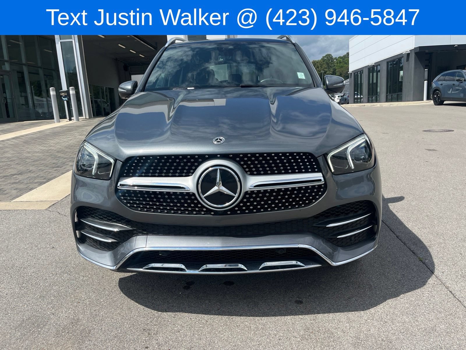 Used 2023 Mercedes-Benz GLE 350 4MATIC w/ AMG Line Exterior image 2