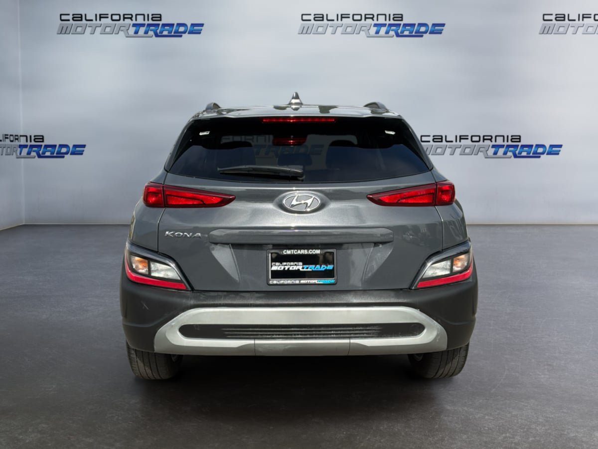 Used 2023 Hyundai Kona SEL w/ Cargo Package FWD image 6