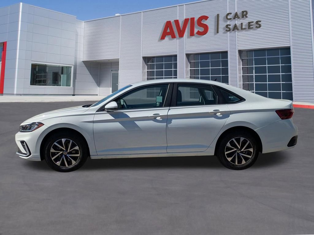 Used 2025 Volkswagen Jetta S image 10