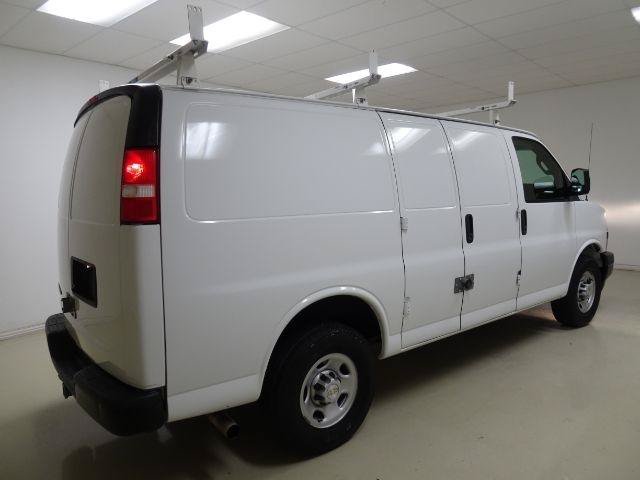 Used 2019 Chevrolet Express 3500 w/ Driver Convenience Package RWD image 6