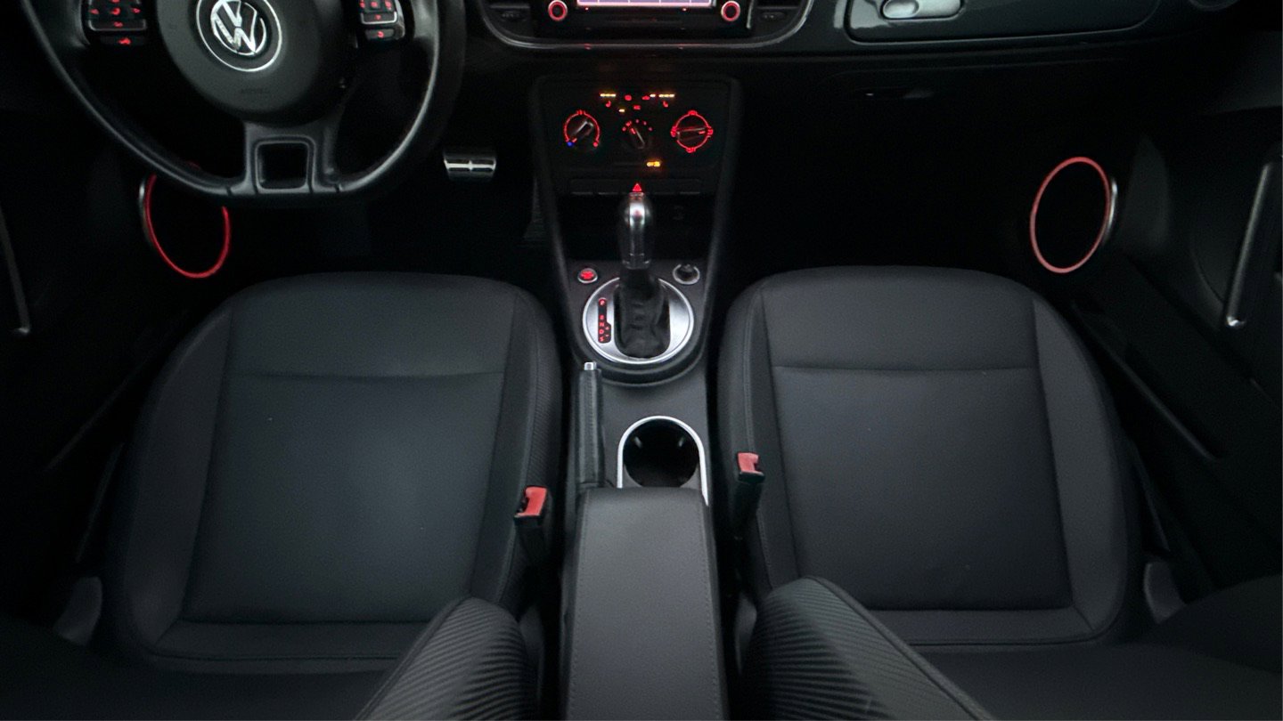 Used 2013 Volkswagen Beetle 2.0T image 29