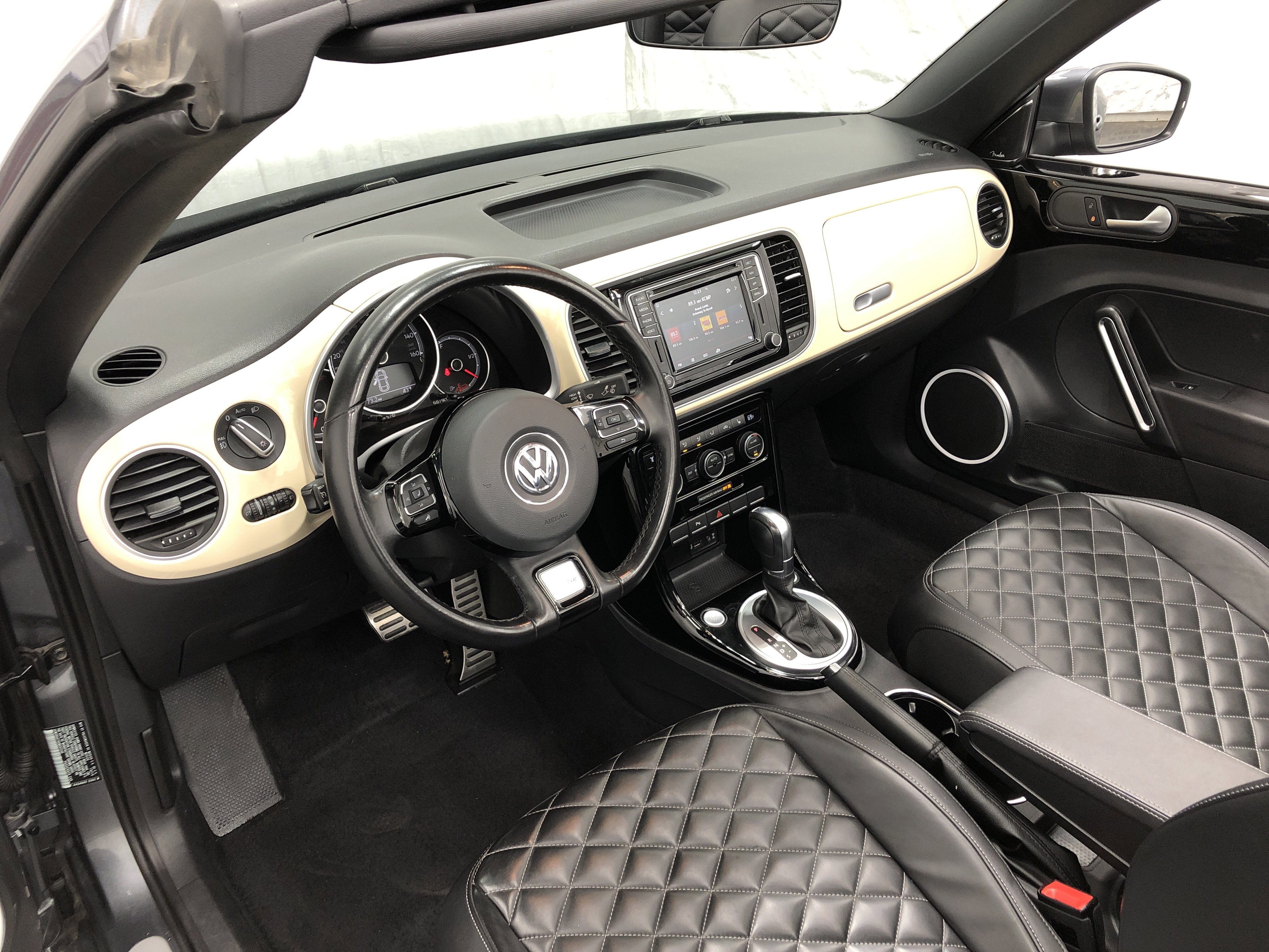 Used 2019 Volkswagen Beetle 2.0T Final Edition SEL image 14