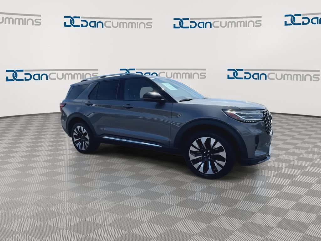 Used 2025 Ford Explorer Platinum w/ LUX Leather Package AWD/4WD image 2