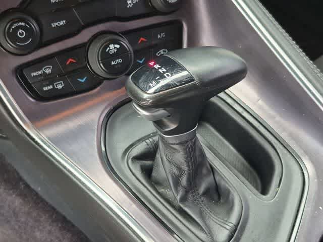 Certified 2018 Dodge Challenger SXT RWD image 26