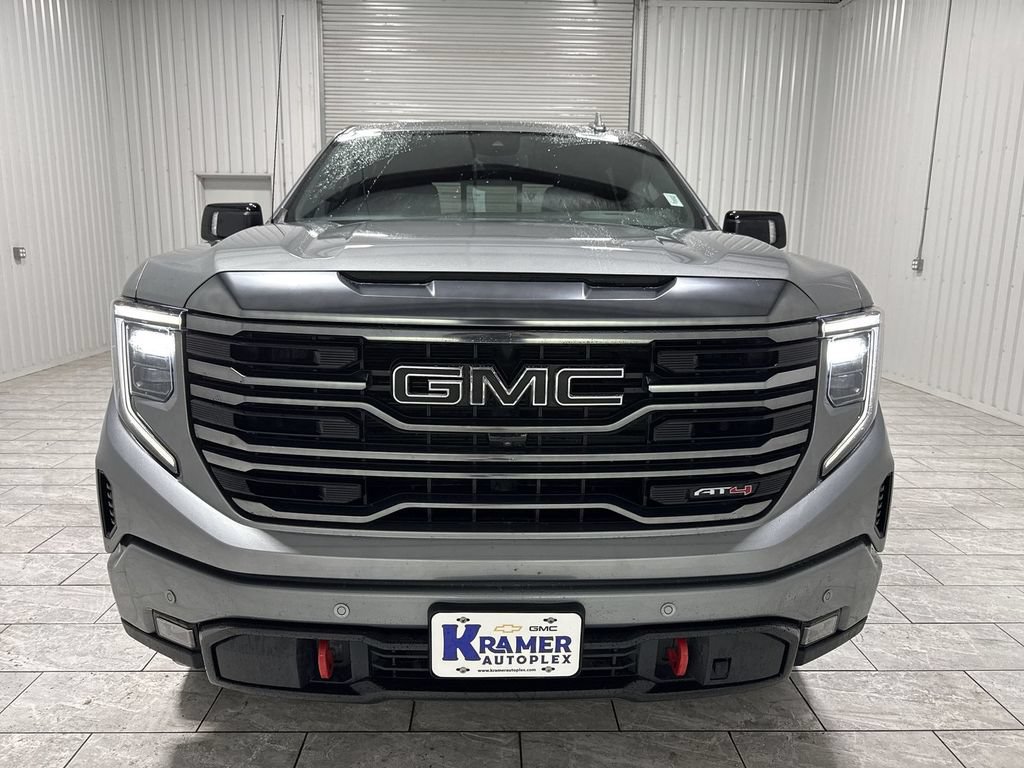 Used 2024 GMC Sierra 1500 AT4 w/ AT4 Premium Package AWD/4WD image 32