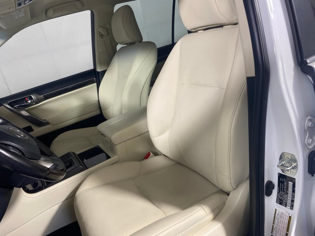 Used 2022 Lexus GX 460 Premium AWD/4WD image 13