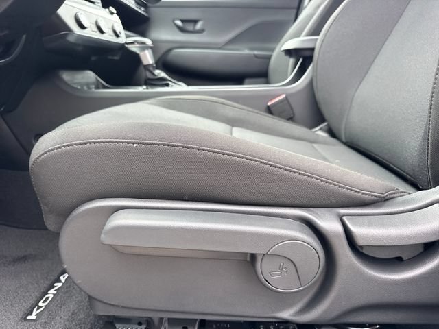 New 2026 Hyundai Kona SE FWD image 12