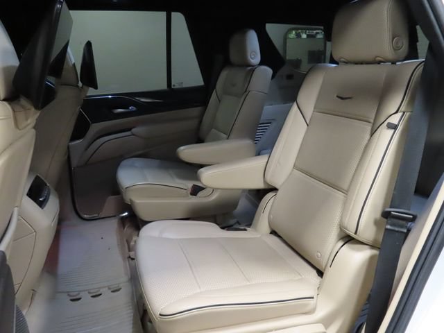 Certified 2024 Cadillac Escalade Premium Luxury w/ Performance Package AWD/4WD image 20
