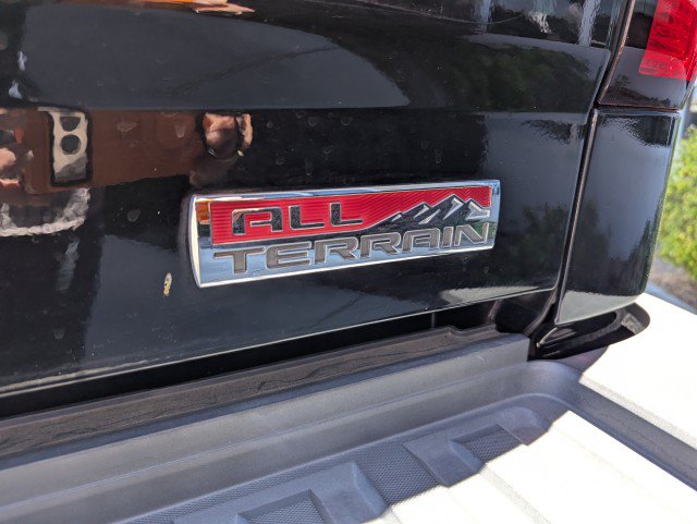 Used 2016 GMC Sierra 2500 SLT w/ All-Terrain HD Package AWD/4WD image 28