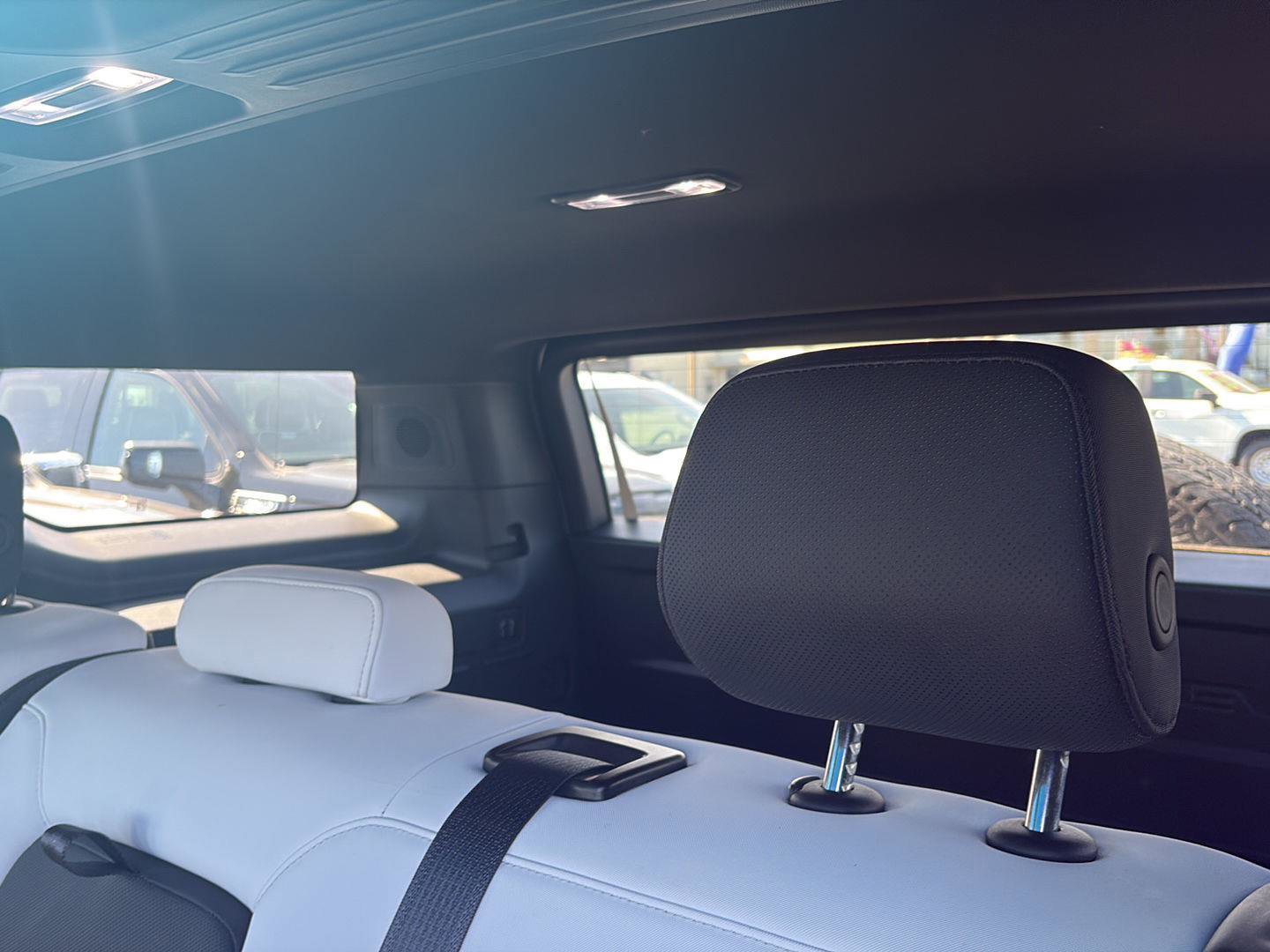 Used 2025 GMC Hummer EV 3X w/ LPO, Dark Essentials Package image 34